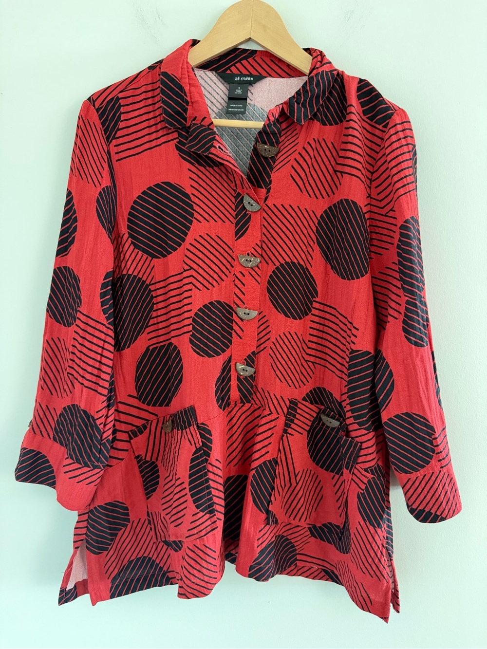 Ali Miles Womens S Red Black Geometric Tunic Blouse Button Artsy Modern Abstract